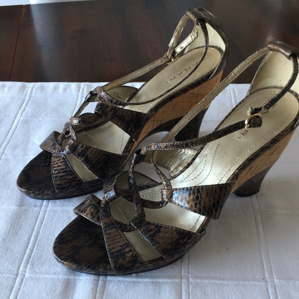 Nine West wedge leather sandals